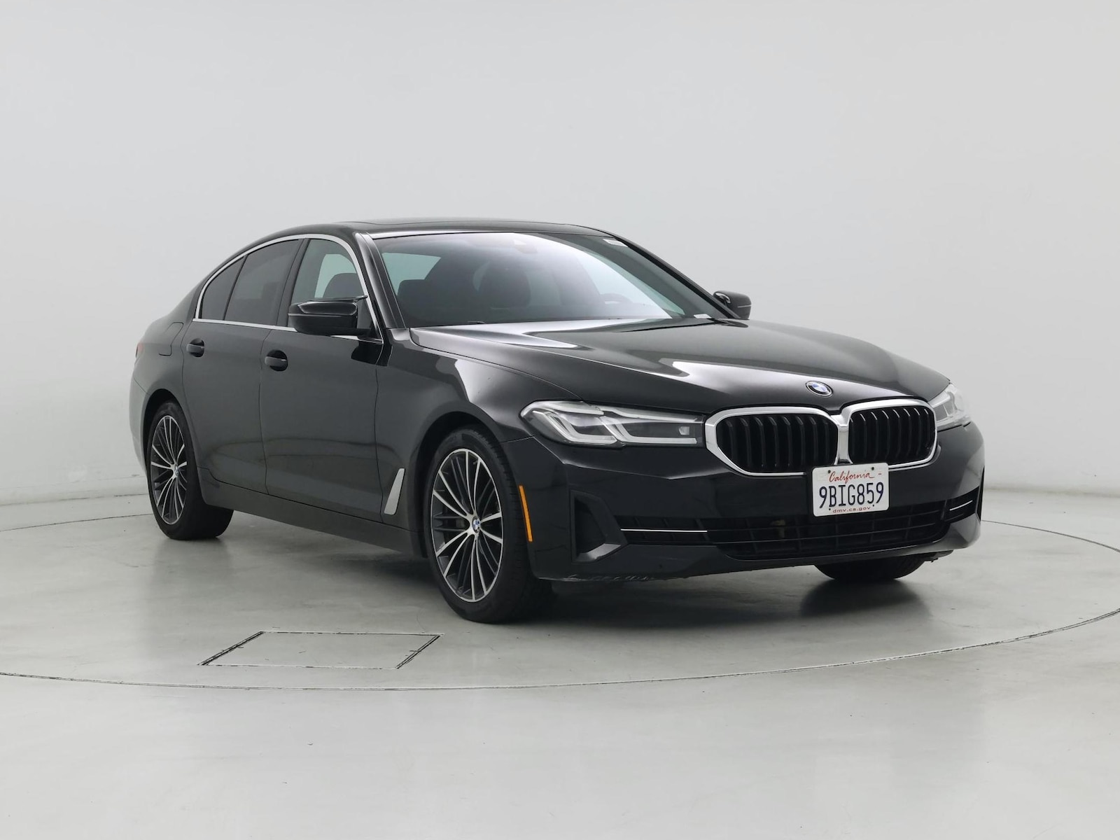 bmw 5 series 2022 WBA53BH08NCJ66220 image bmw 5 series 2022 WBA53BH08NCJ66220 image